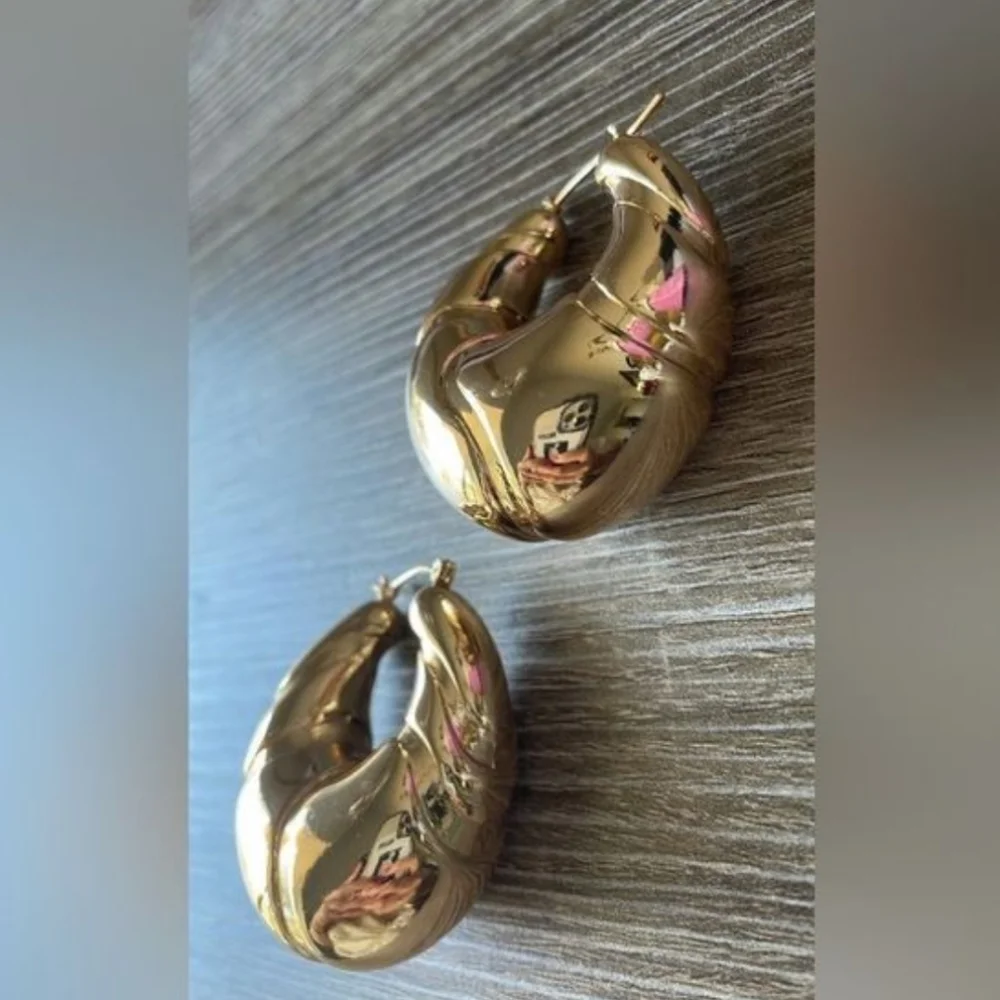 Vintage Italian Style Gold Puffed Hoop Earrings